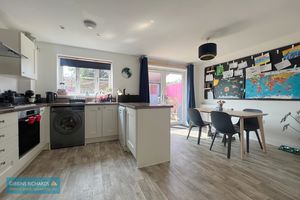 Kitchen/Diner- click for photo gallery